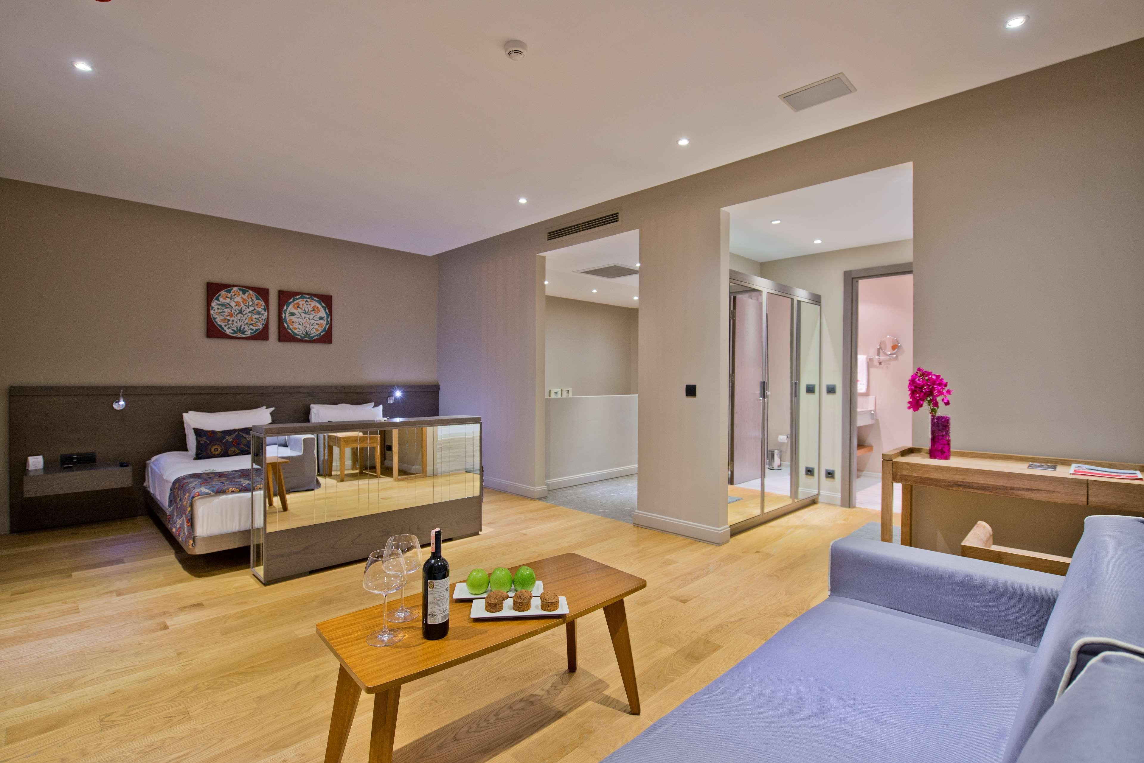 Ramada Resort By Wyndham Bodrum Bitez Esterno foto