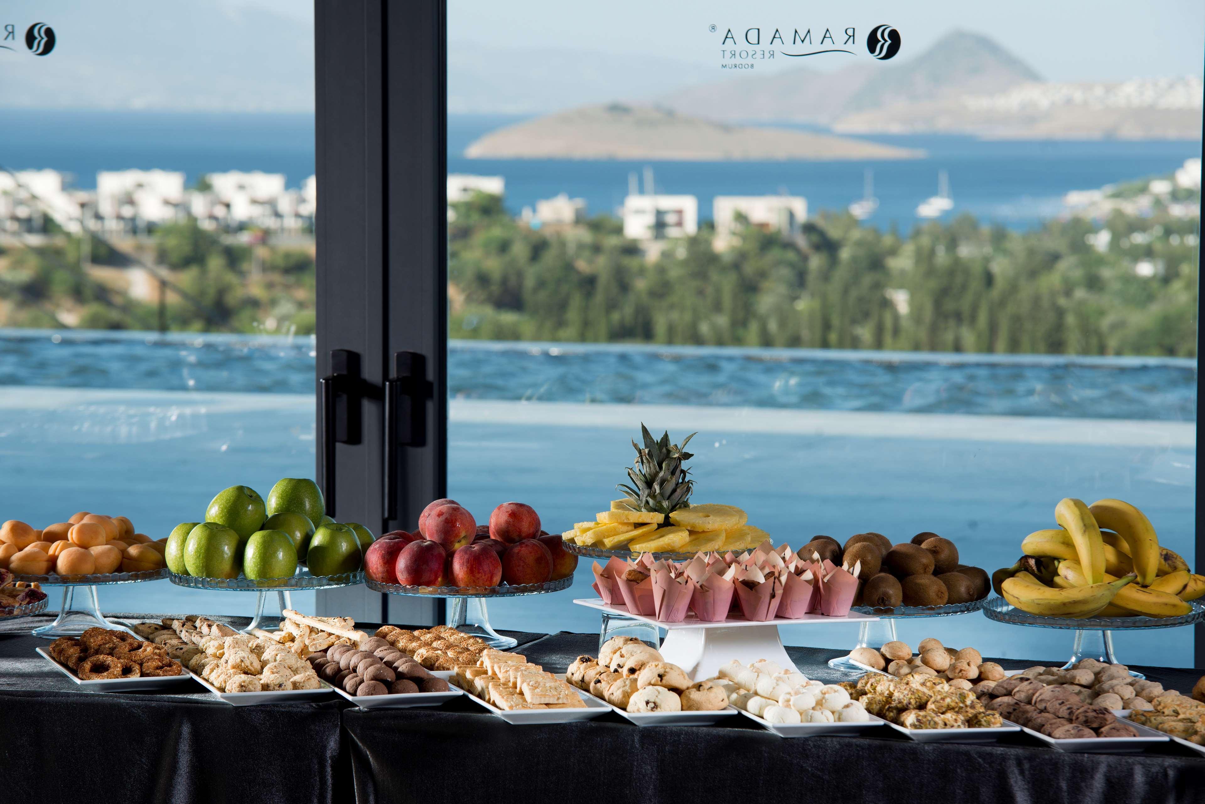 Ramada Resort By Wyndham Bodrum Bitez Esterno foto